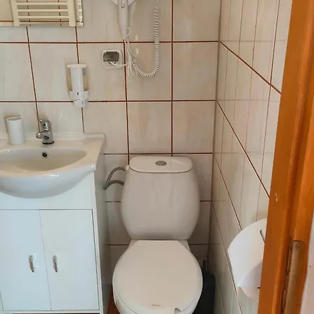 ゲストハウス Na Brzegu Lapsze Wyzne